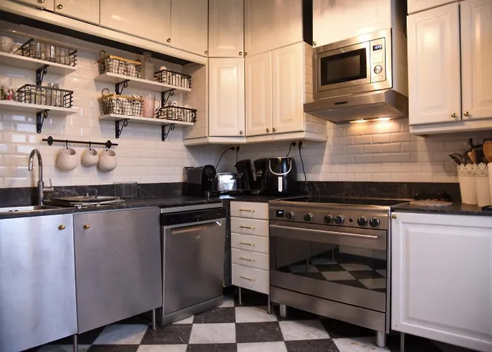 Vakantiehuis Le Manoir De La Baronnie 430 M2 *